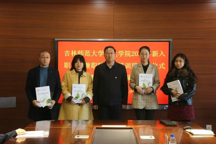 1605272852539360.jpg 20201113_205937_009.jpg