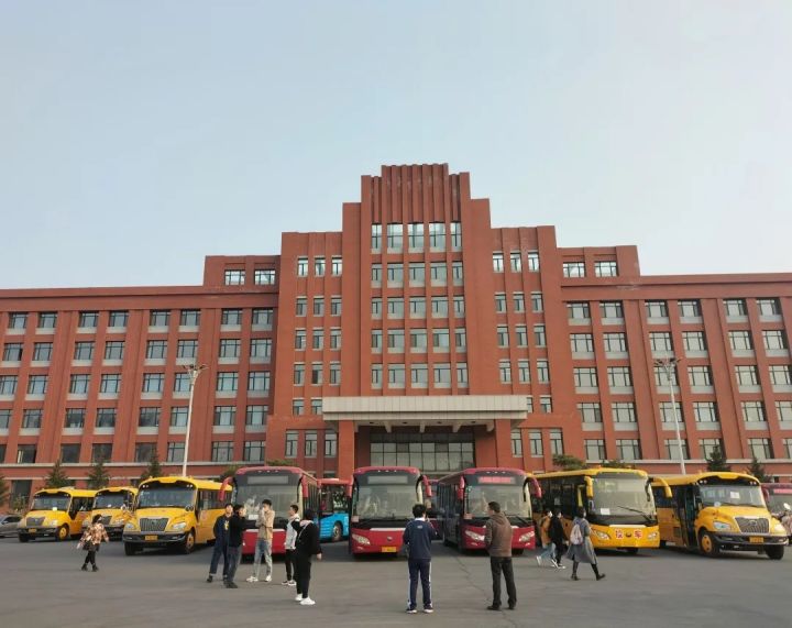 1635900538968817.jpg 640.webp.jpg